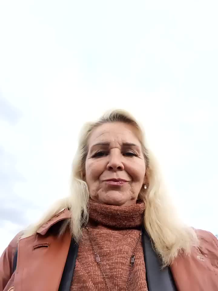 CassandraSandra44 Live Sex December 14, 2025