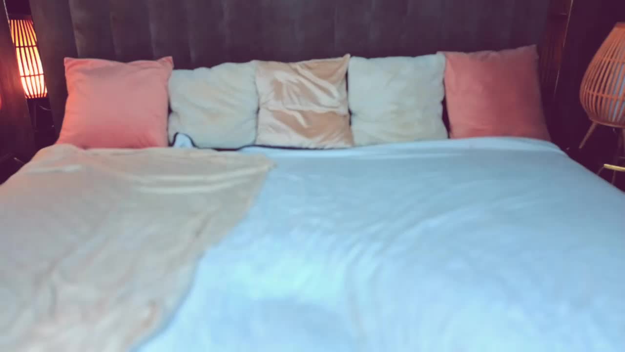 BettyDark Live Sex December 17, 2025