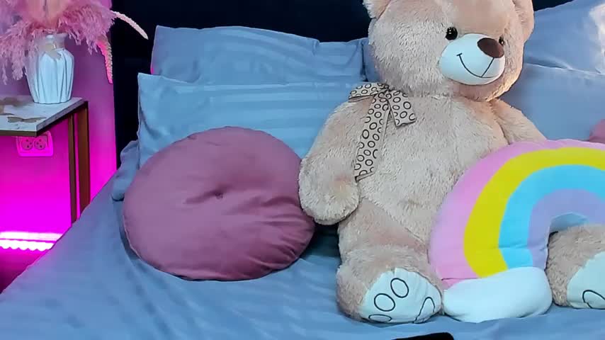 Curvy_Dynamite_ Live Sex December 13, 2025