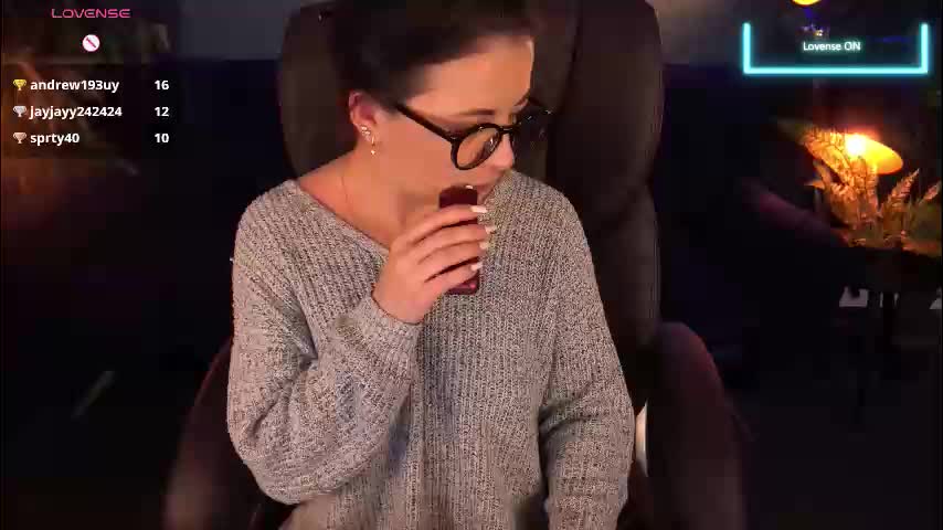 dafni_mon Live Sex December 13, 2025