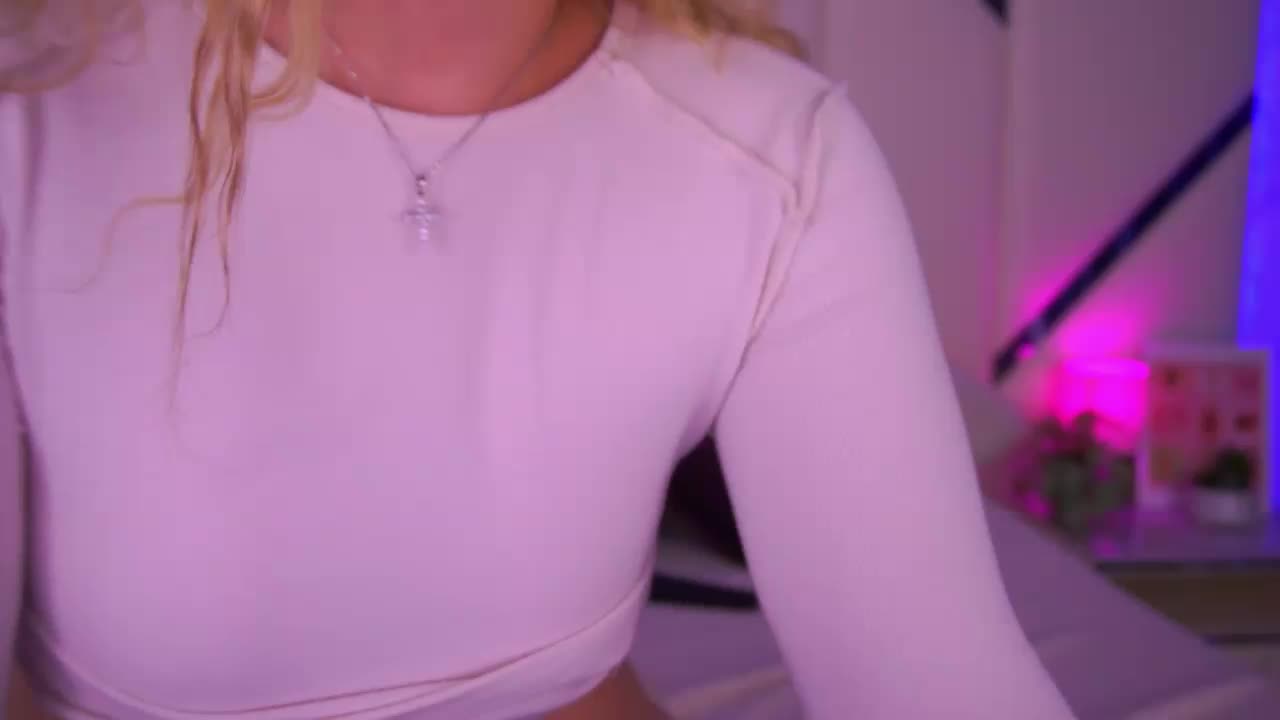 FloraGreys Live Sex December 14, 2025