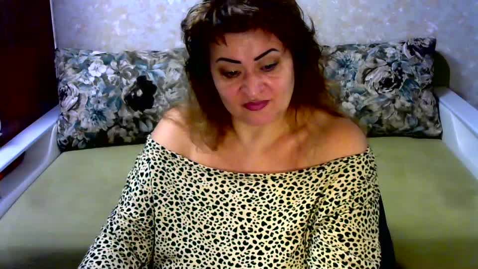 hugenipple Live Sex December 14, 2025