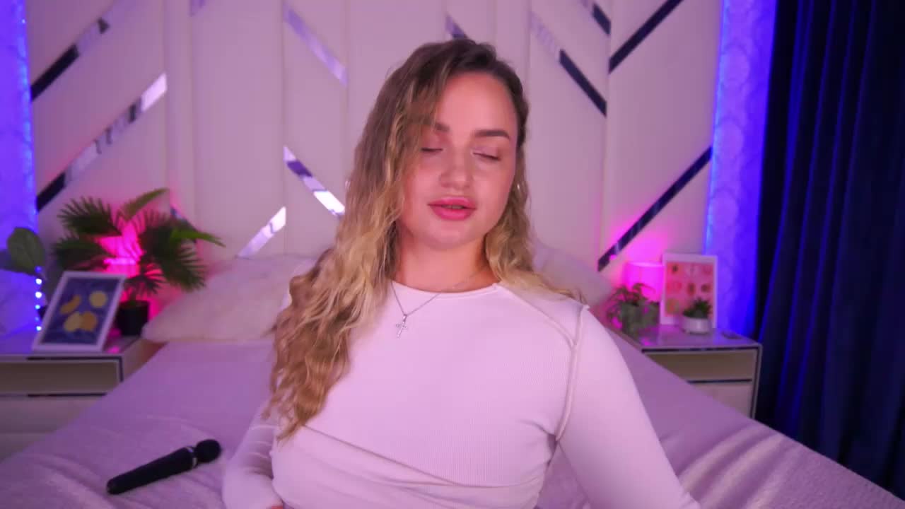 FloraGreys Live Sex December 14, 2025