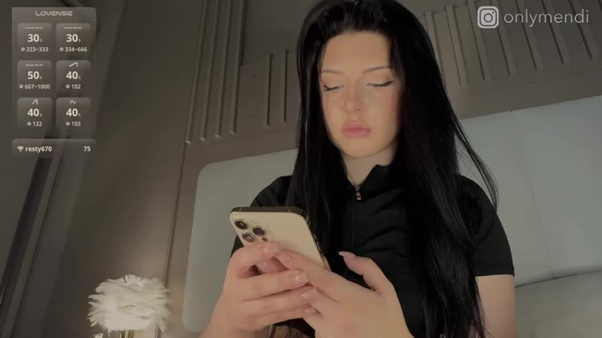 MENNDI Live Sex December 17, 2025