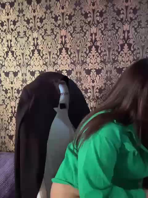 praesertim Live Sex December 13, 2025