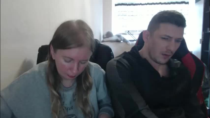 jenisandpeter Live Sex December 19, 2025