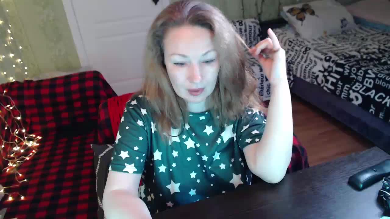 MeganIris Live Sex December 14, 2025