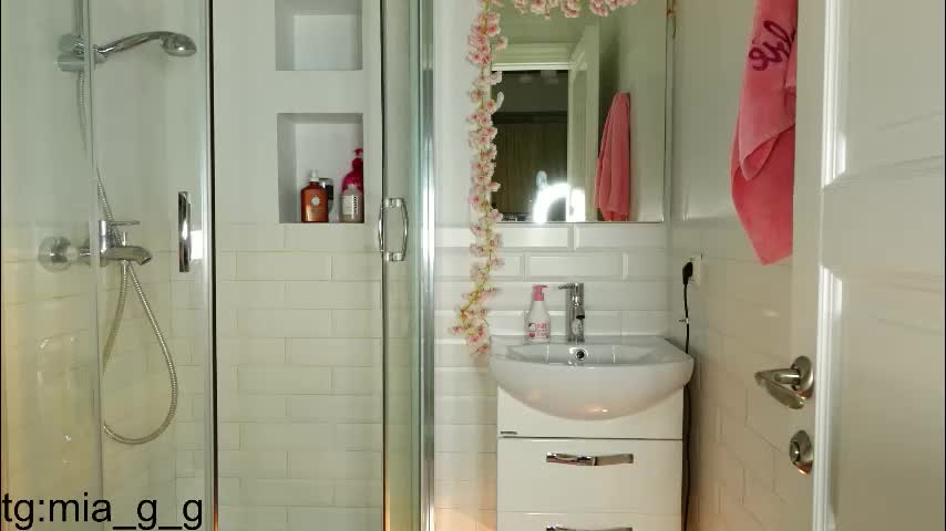 mia_g_ Live Sex October 15, 2025