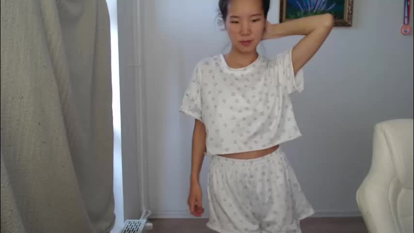 mira_g Live Sex December 13, 2025