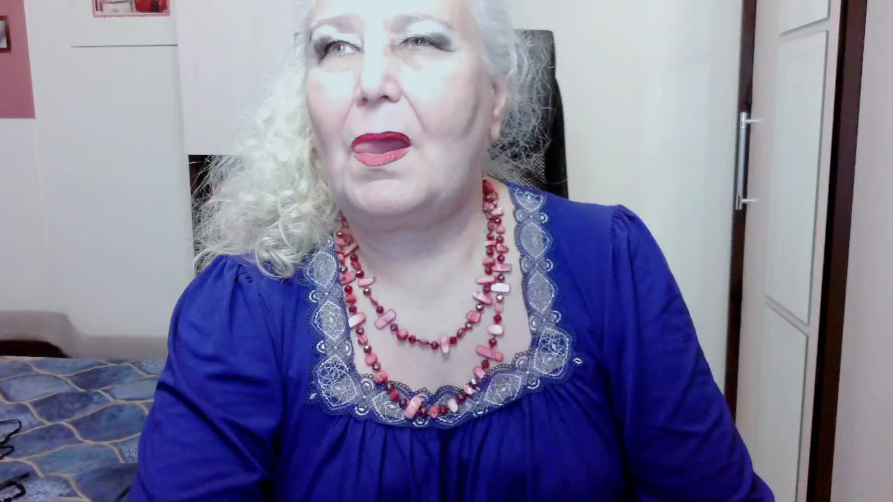 GrannyWants Live Sex December 17, 2025