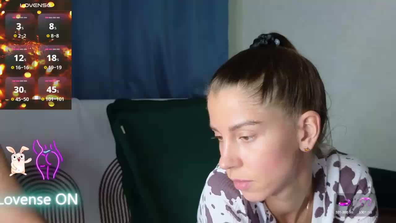 Couple_Twix Live Sex December 14, 2025