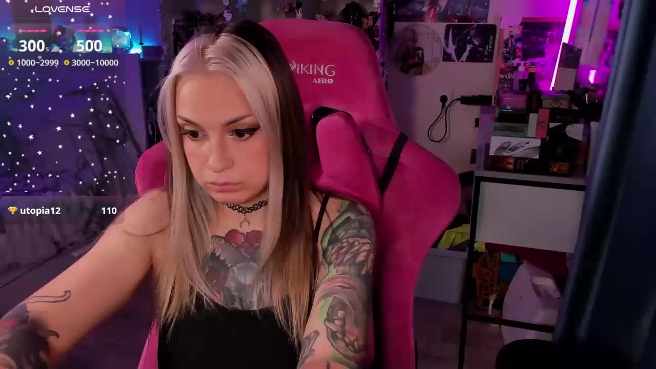 ChloeKohaku Live Sex December 14, 2025