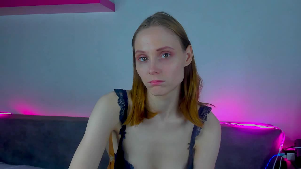 GinaLovely Live Sex December 17, 2025