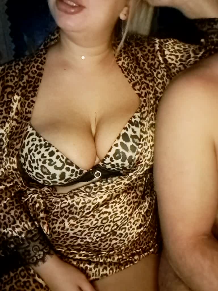 Cat-Bars69 Live Sex December 14, 2025