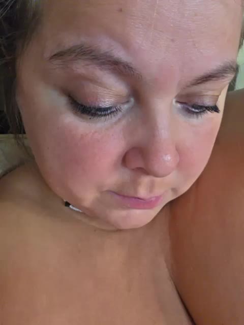 FLUFFY_BEAUTY Live Sex December 17, 2025