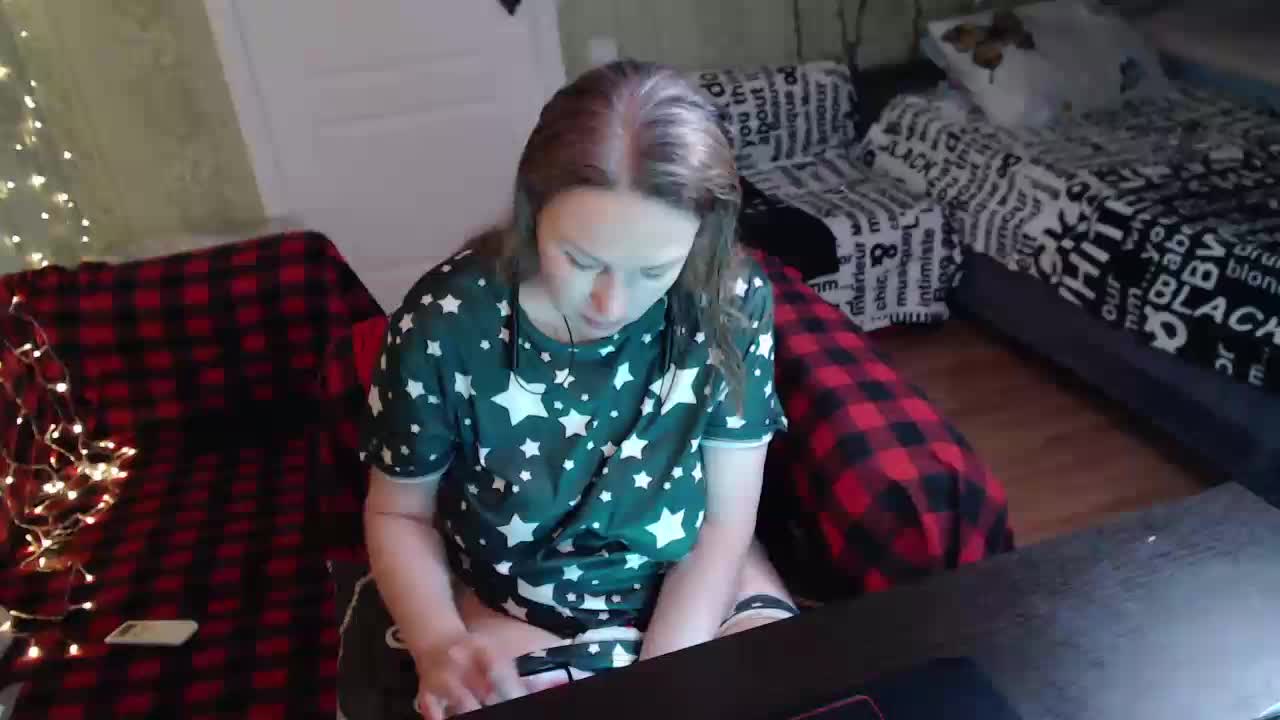 MeganIris Live Sex December 14, 2025