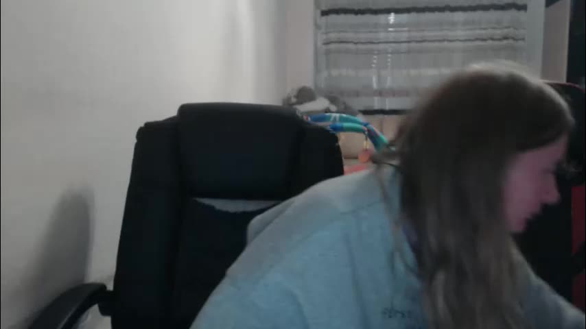 jenisandpeter Live Sex December 19, 2025