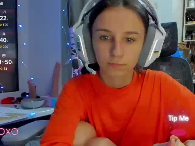 KikNika Live Sex 2025.10.16