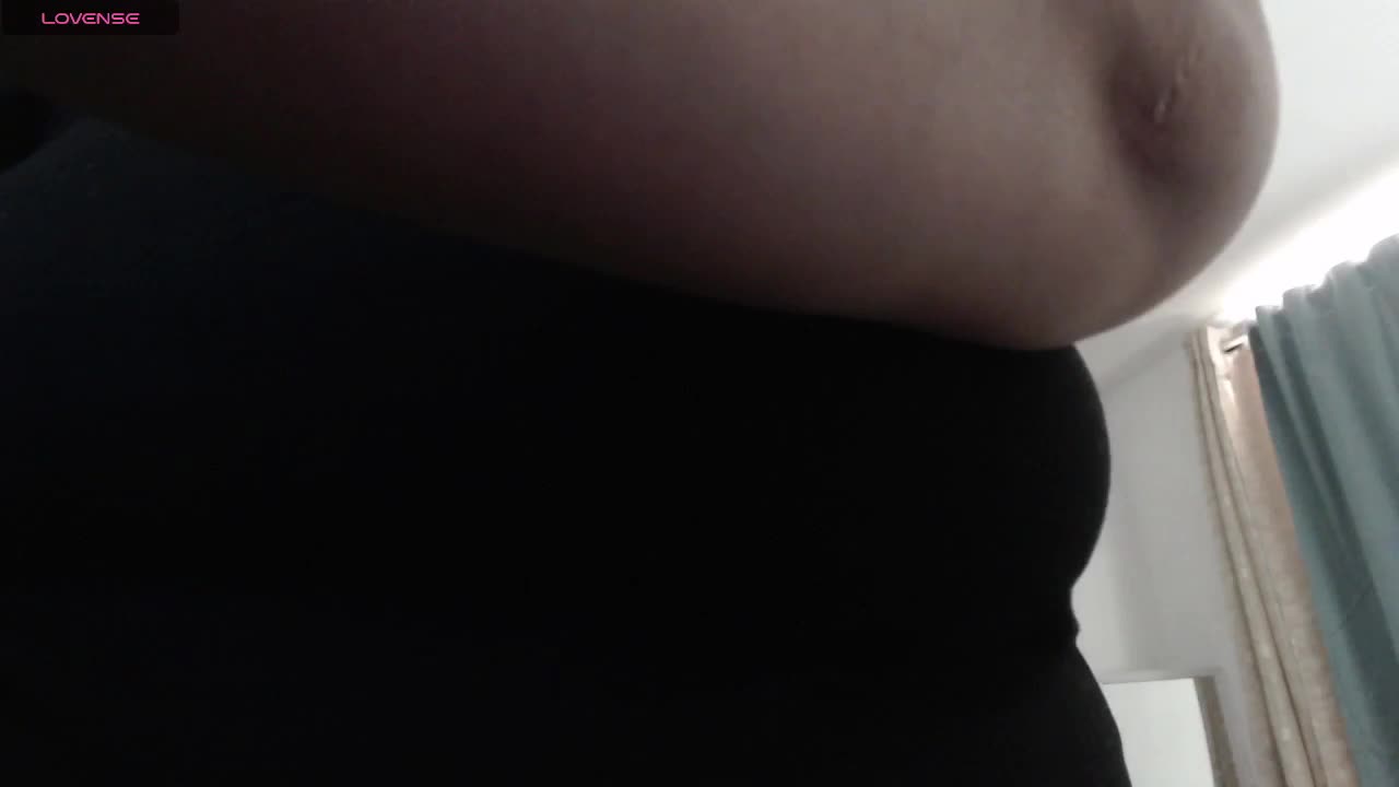 naturalmoommy Live Sex December 14, 2025