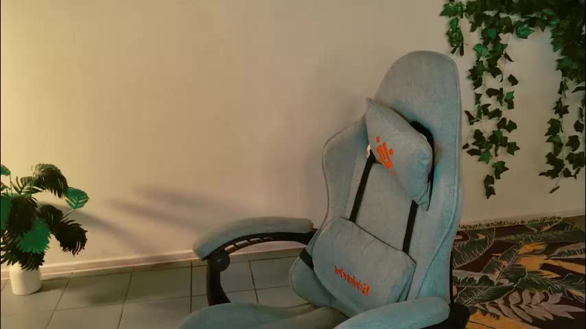 adelloyss Live Sex December 13, 2025