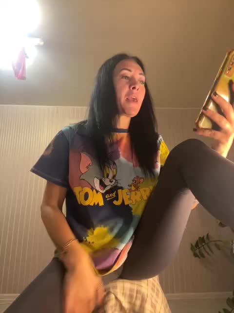 Karolina_Milf Live Sex December 13, 2025