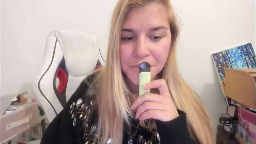 artsyandcraftsy_ Live Sex December 13, 2025