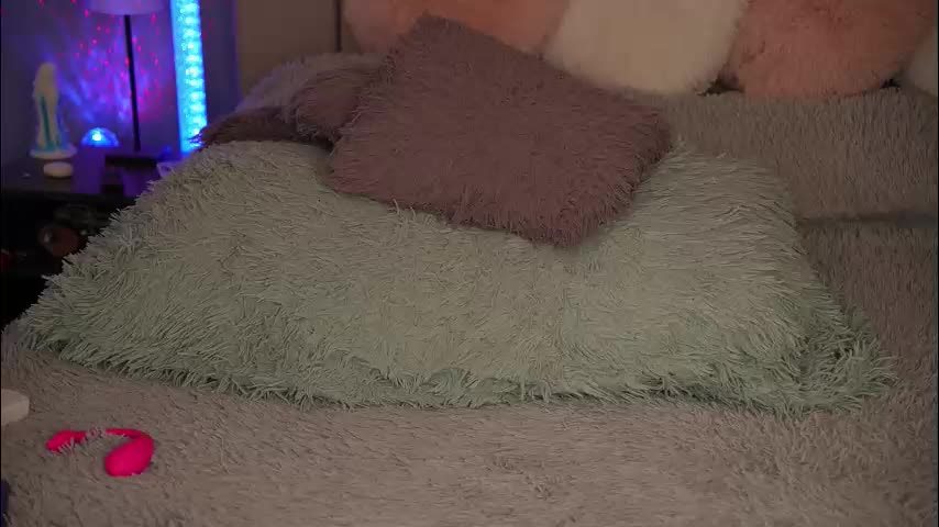 vickysecret96 Live Sex December 17, 2025