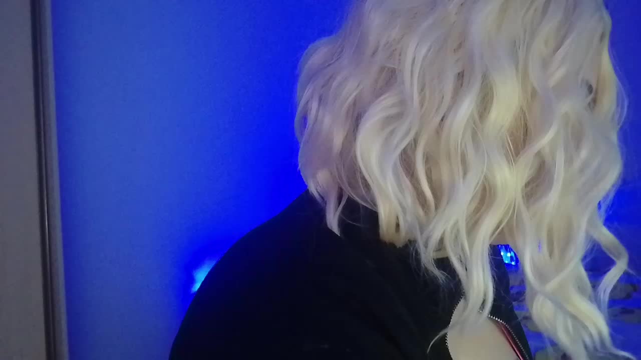 Laura-Wicked Live Sex December 12, 2025