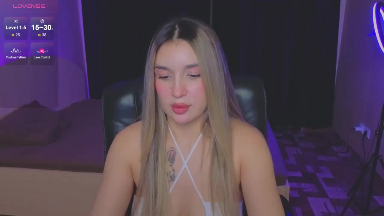 RoxyChilli Live Sex December 17, 2025