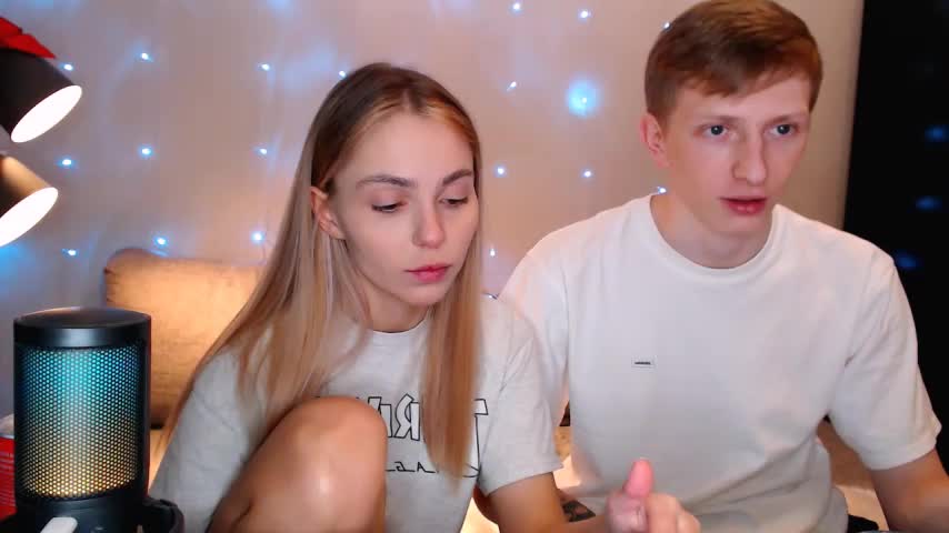 juliaanddima Live Sex December 17, 2025