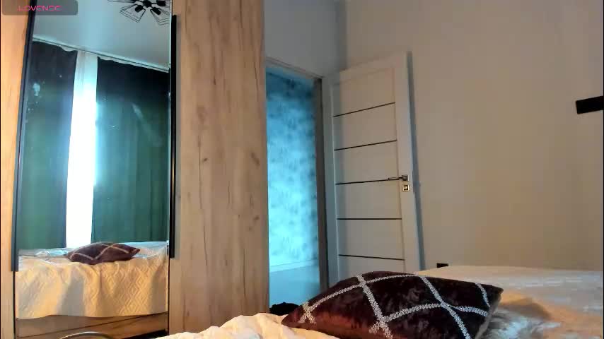 selena_rase Live Sex December 13, 2025