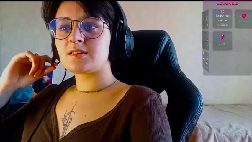 sonya_mikki Live Sex December 14, 2025