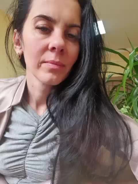 -France- Live Sex October 16, 2025