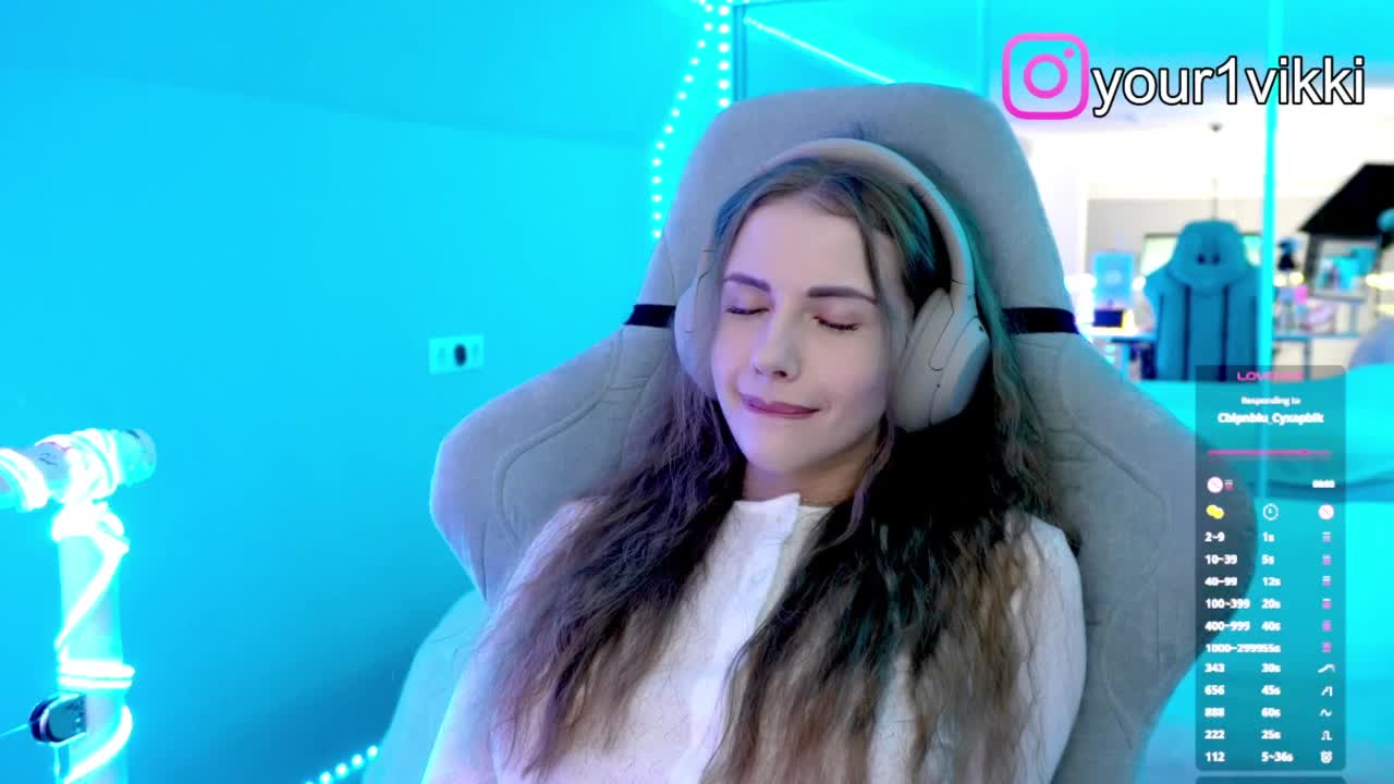 VikkiExtraCheese Live Sex December 17, 2025