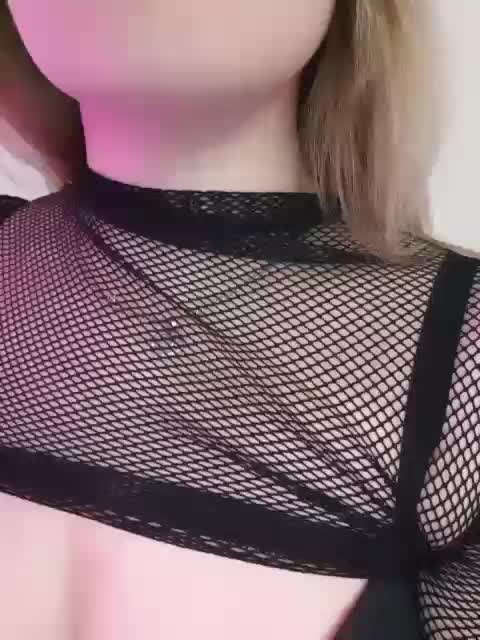 _ElaIzzza Live Sex December 14, 2025