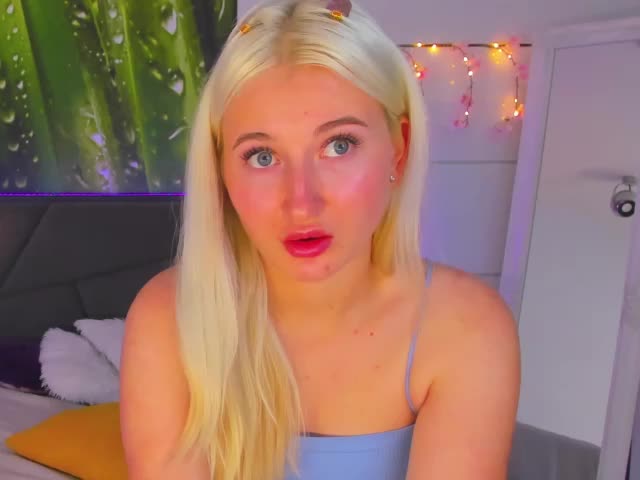 HollyTaillor Live Sex December 14, 2025