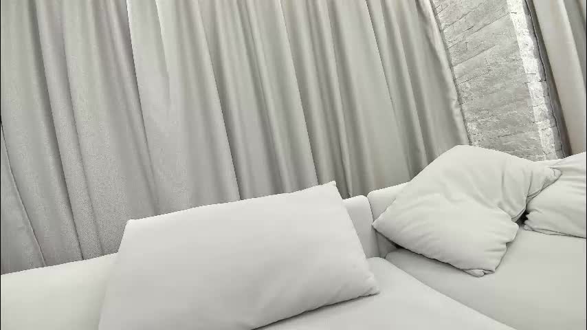 ehotlovea Live Sex December 14, 2025