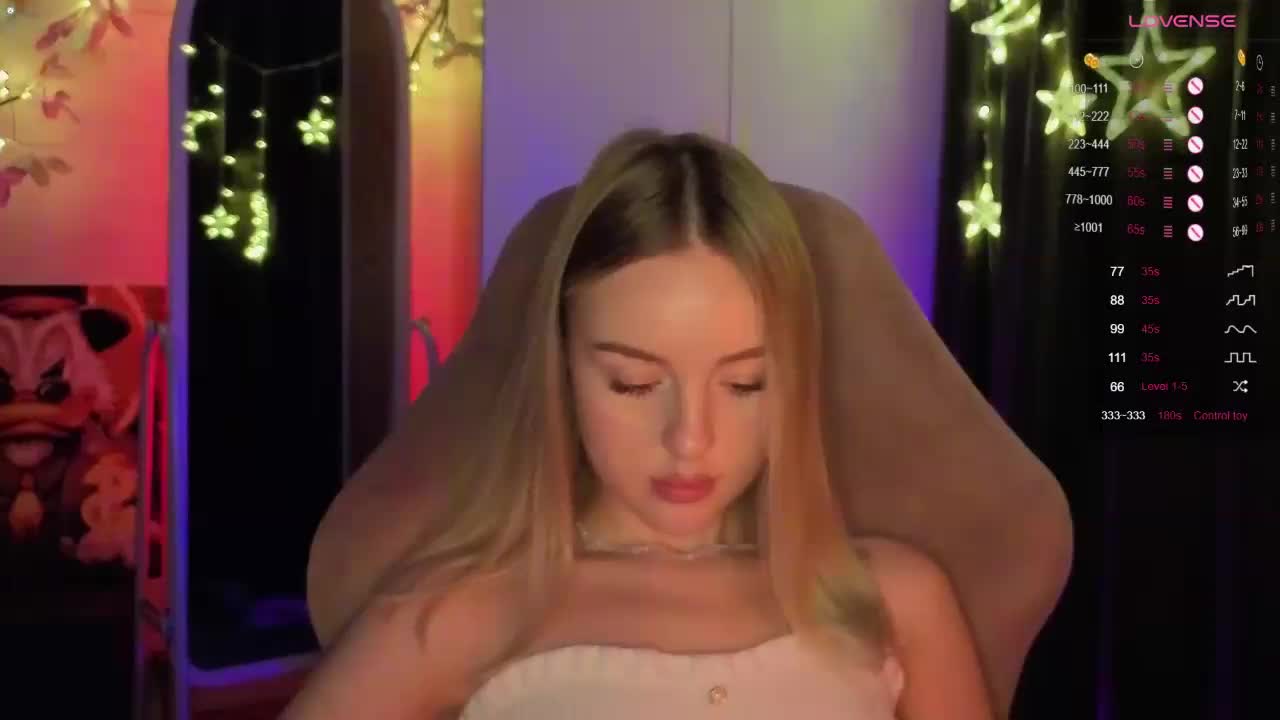 Nestyzz Live Sex December 17, 2025