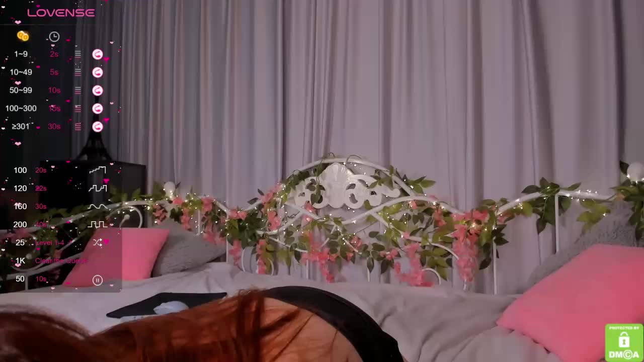 Amelia-skyy Live Sex December 14, 2025