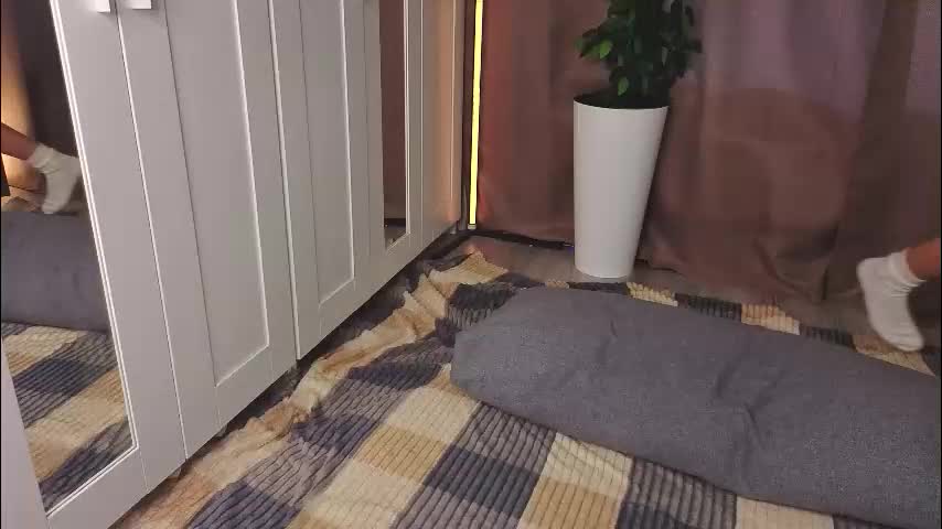 loney__tunes Live Sex December 14, 2025