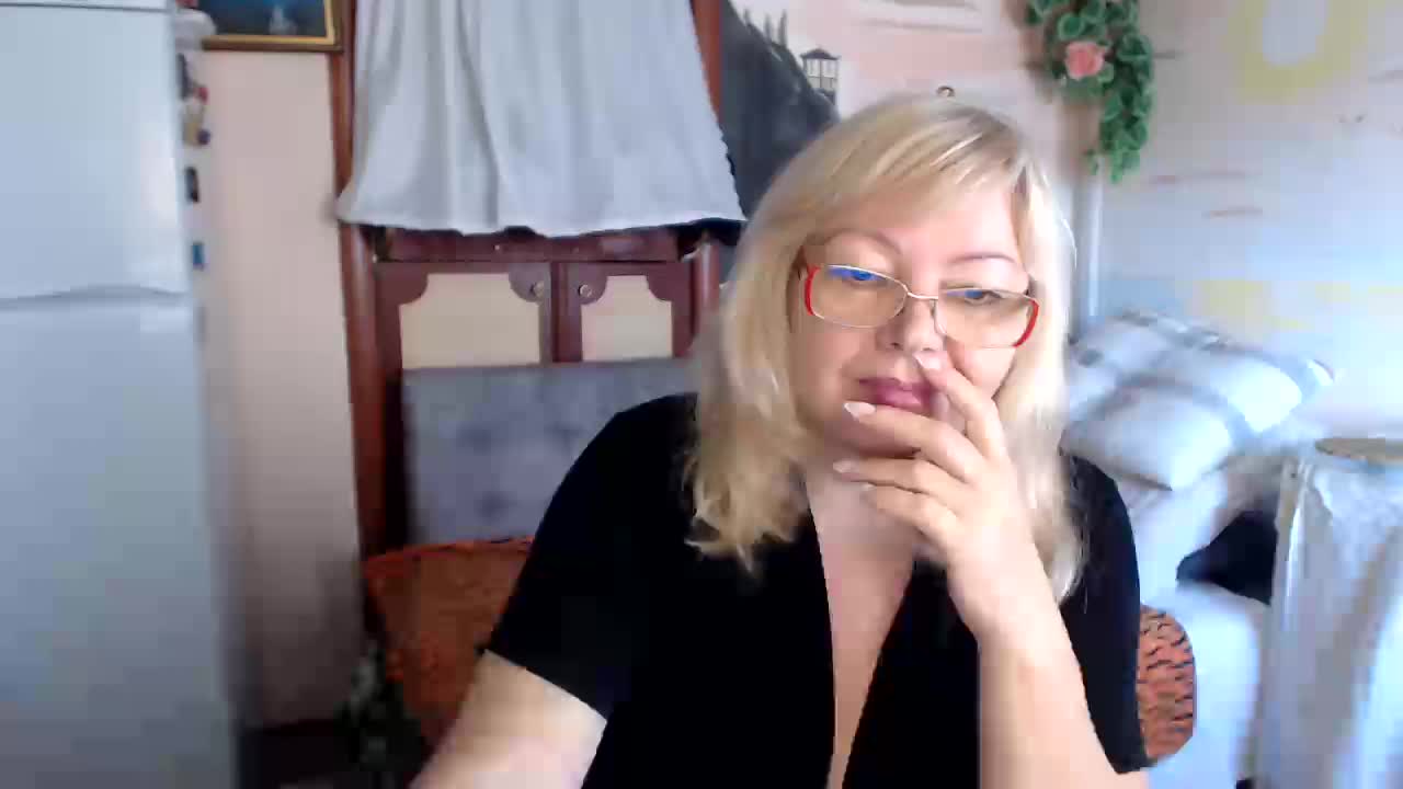 EvelynLoveShy Live Sex December 17, 2025