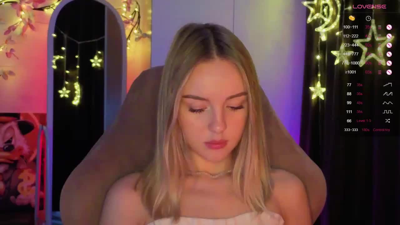 Nestyzz Live Sex December 17, 2025