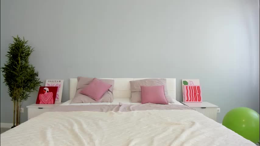 synop_sis Live Sex December 17, 2025