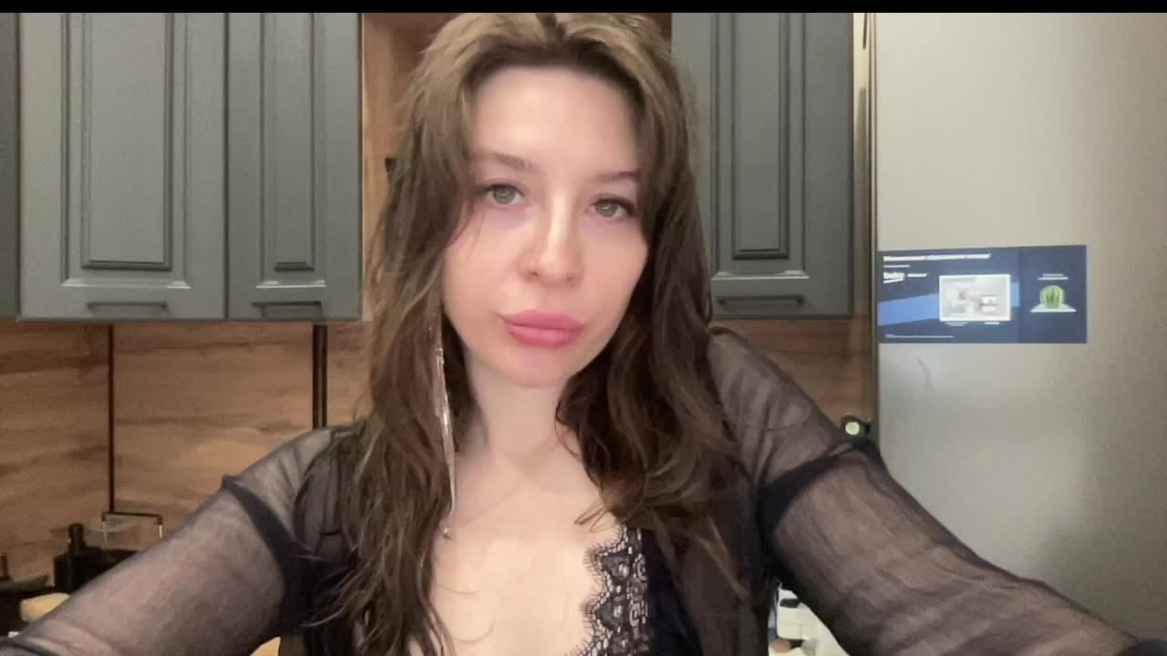 Melissa222Femdom Live Sex December 14, 2025