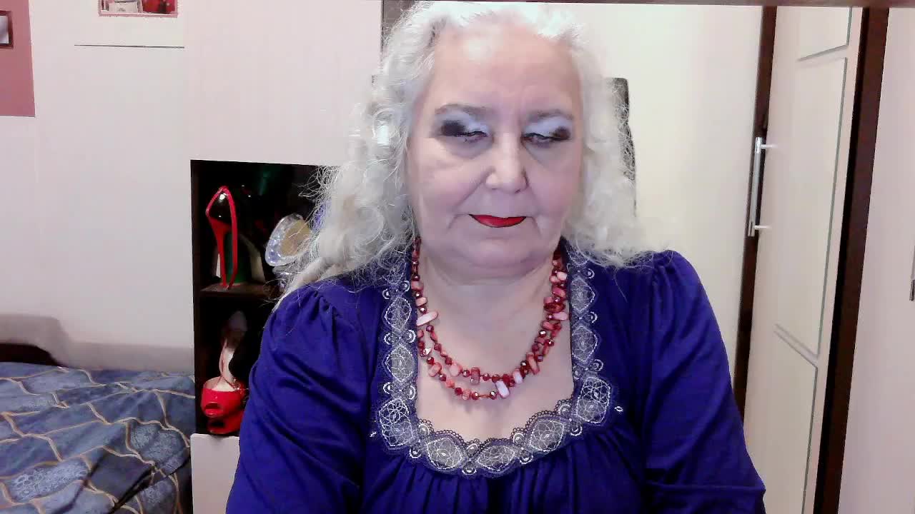 GrannyWants Live Sex December 17, 2025