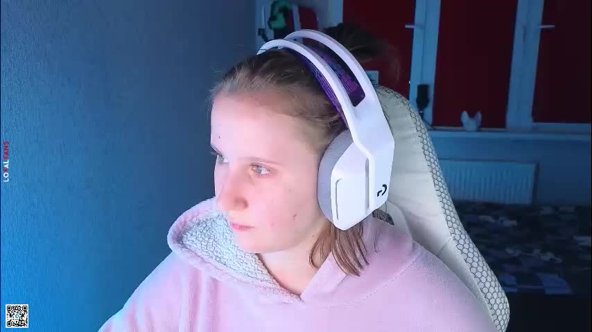 moon_avengers Live Sex December 13, 2025