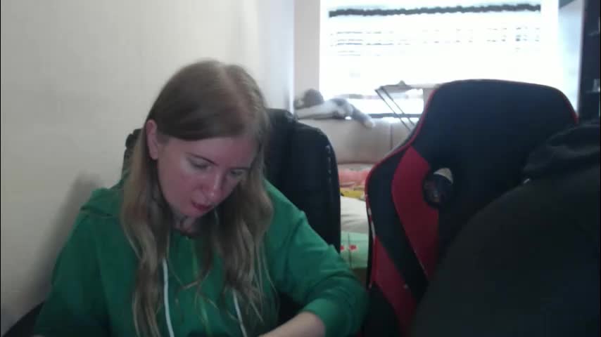 jenisandpeter Live Sex December 19, 2025