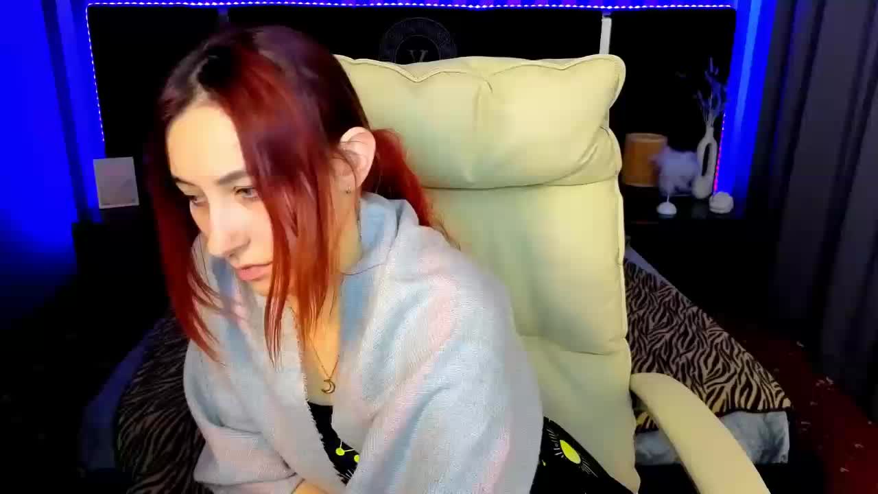 RoxyRayy Live Sex December 13, 2025