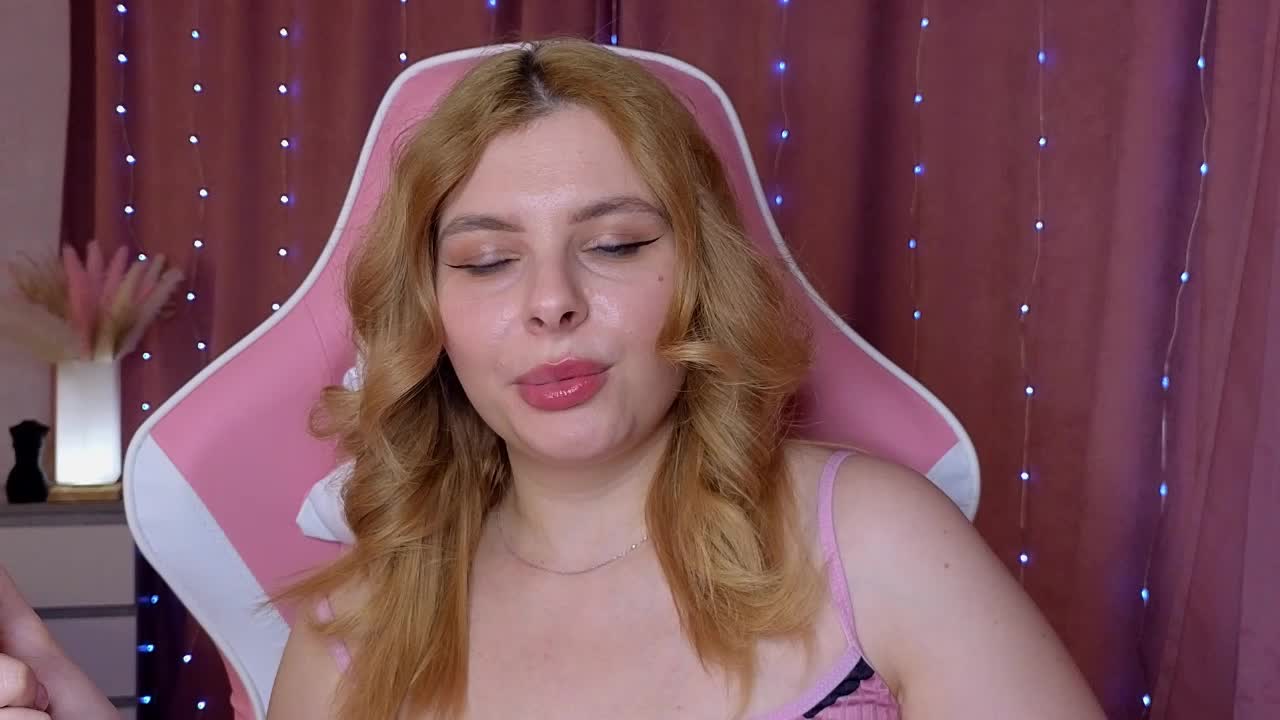 Venus_ Live Sex December 14, 2025