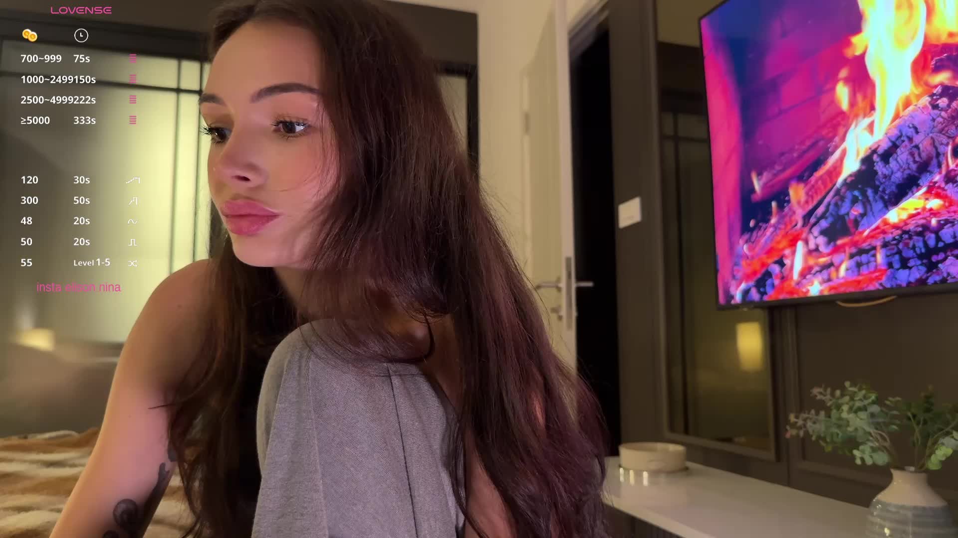 elisonni Live Sex December 17, 2025